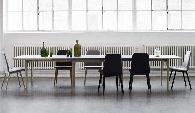 Skovby SM 28 Dining Table