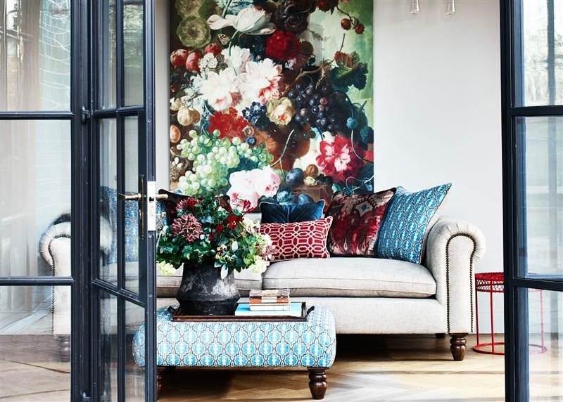 Alexander & James Audrey Sofa