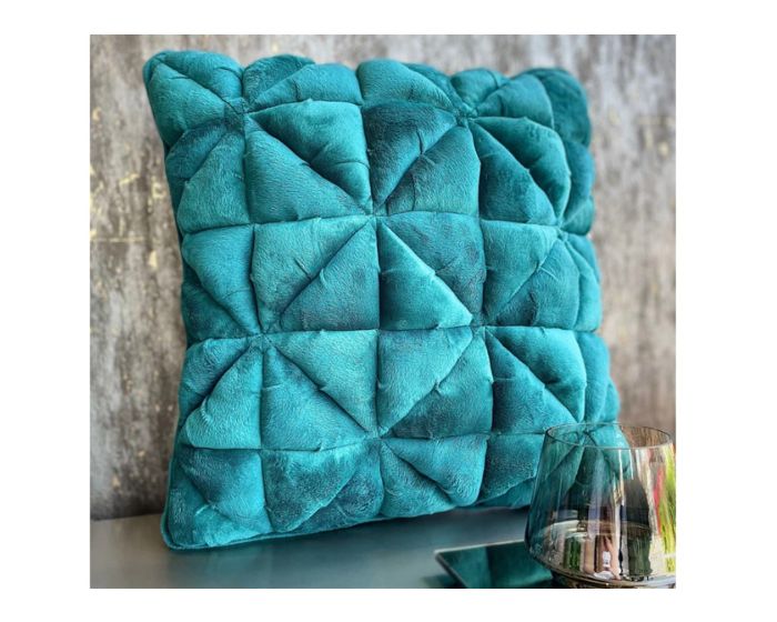Dreamweavers Penthouse Lake Green Cushion