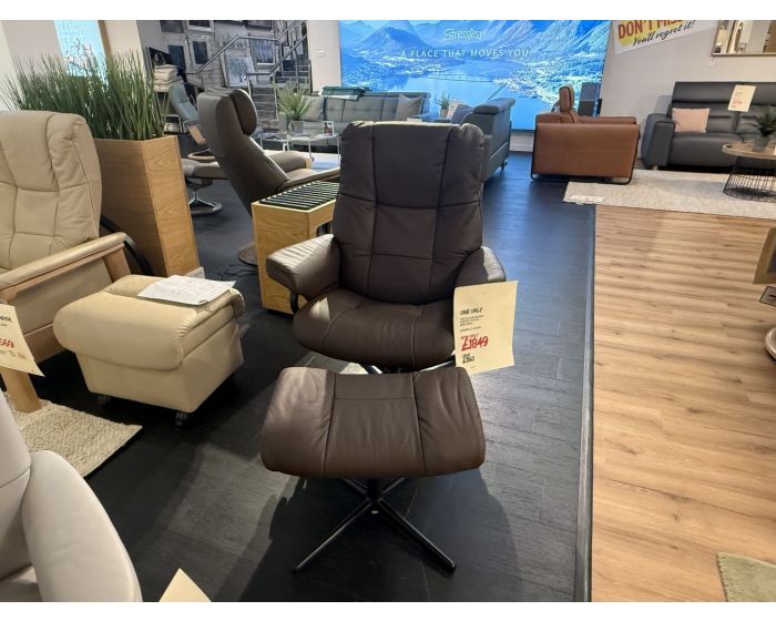 Clearance Stressless Mayfair Cross Chair with Stool Medium - Batick Leather