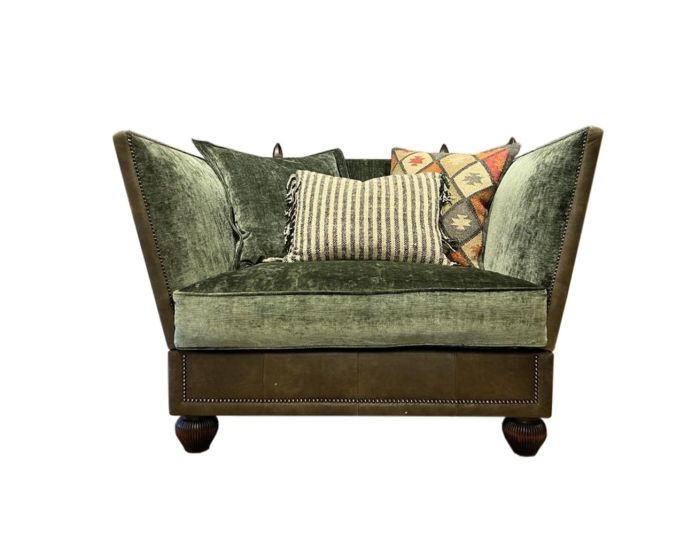 Tetrad Warwick Loveseat