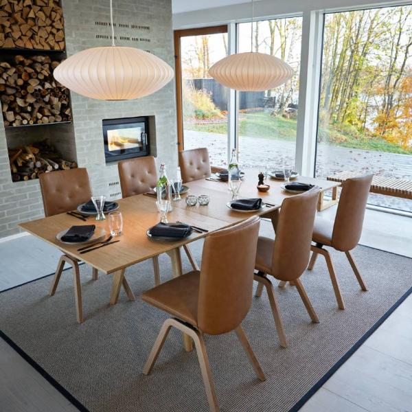 3 ways to turn your dining room into an entertainment hotspot