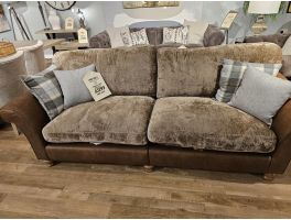Clearance Alexander & James Lawrence 4 Seater Sofa