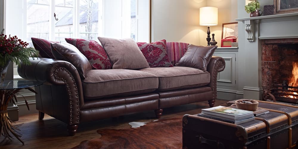 Hudson Lifestyle Taskers sofa